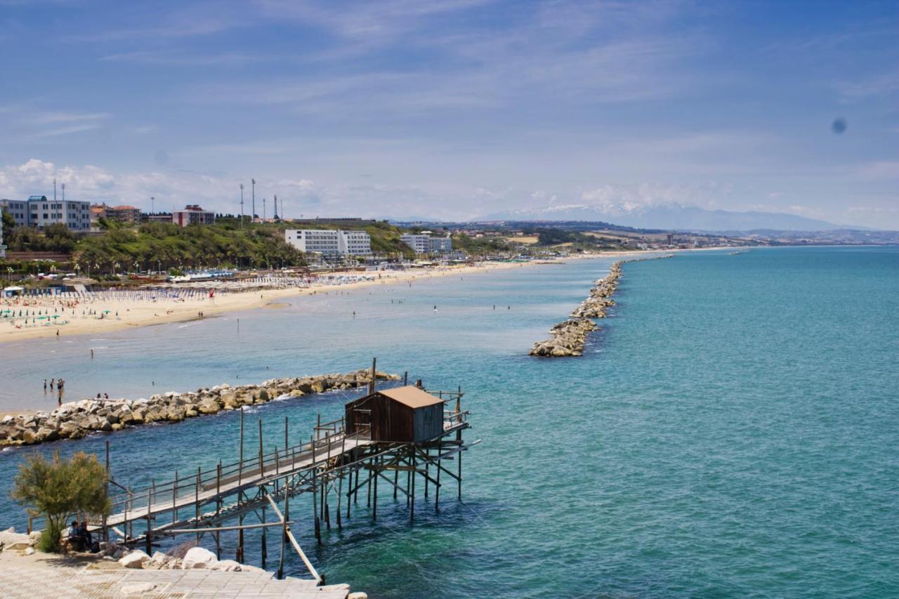 Nel Cuore Del Borgo Antico Termoli Exteriör bild